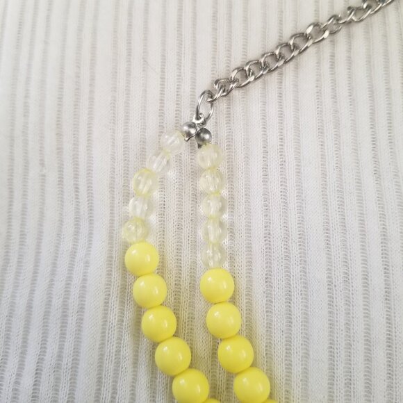 Double Strand Yellow Clear Beaded Necklace Silver Tone Plastic 24.5” - Picture 3 of 4